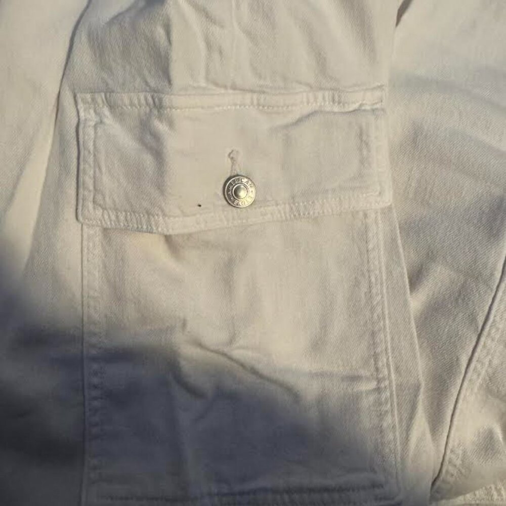 American Eagle Super High-Rise Baggy Wide Leg Jeans - Picture 6 of 7